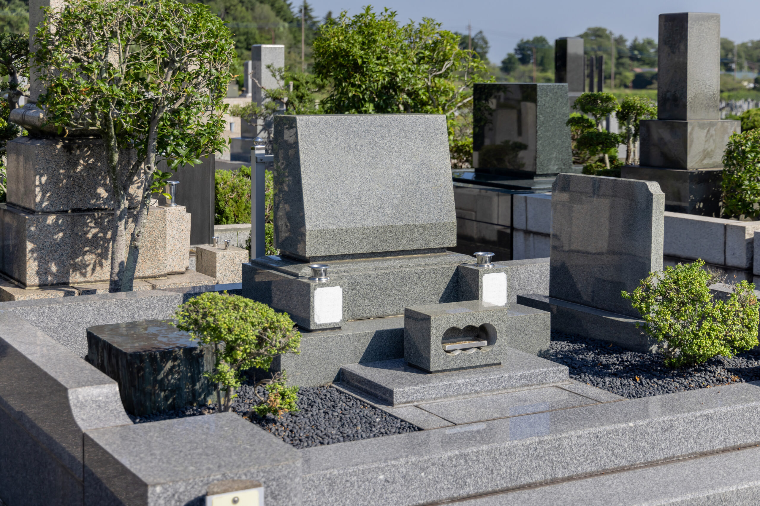 基礎からこだわる自社一貫のお墓